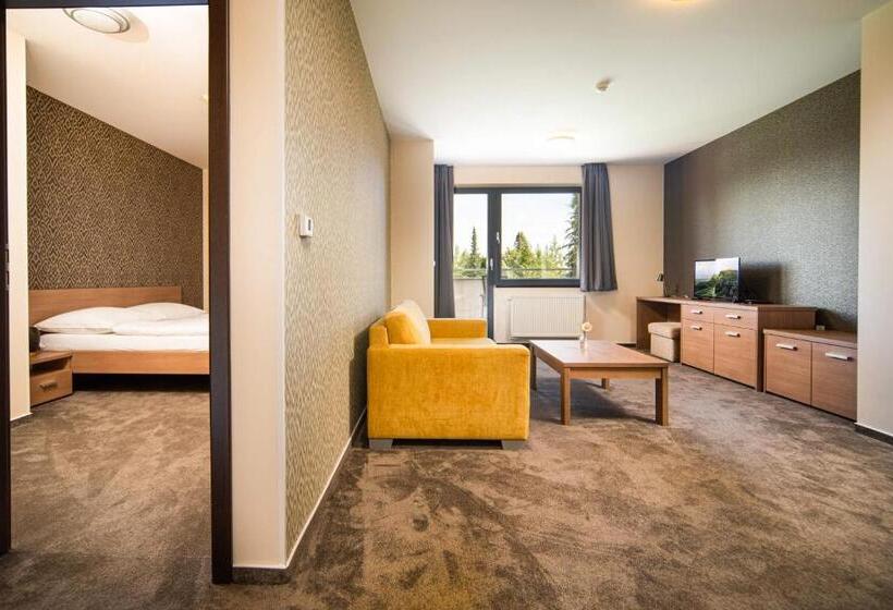 בית מלון כפרי Panorama Resort