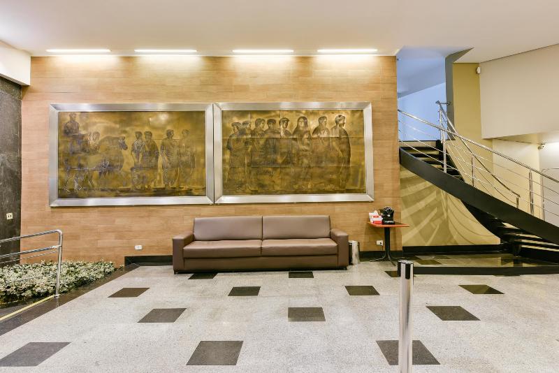 בית מלון כפרי Plaza Inn Augustus