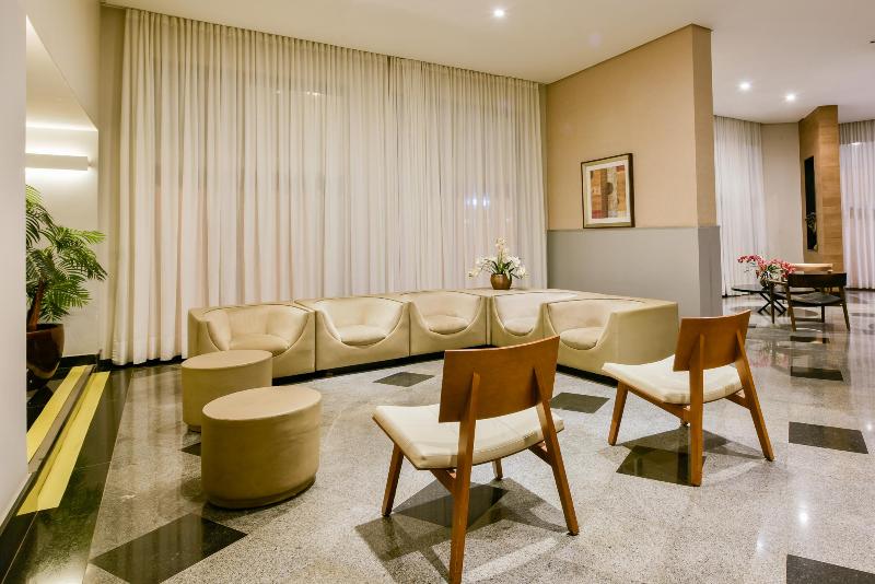 בית מלון כפרי Plaza Inn Augustus