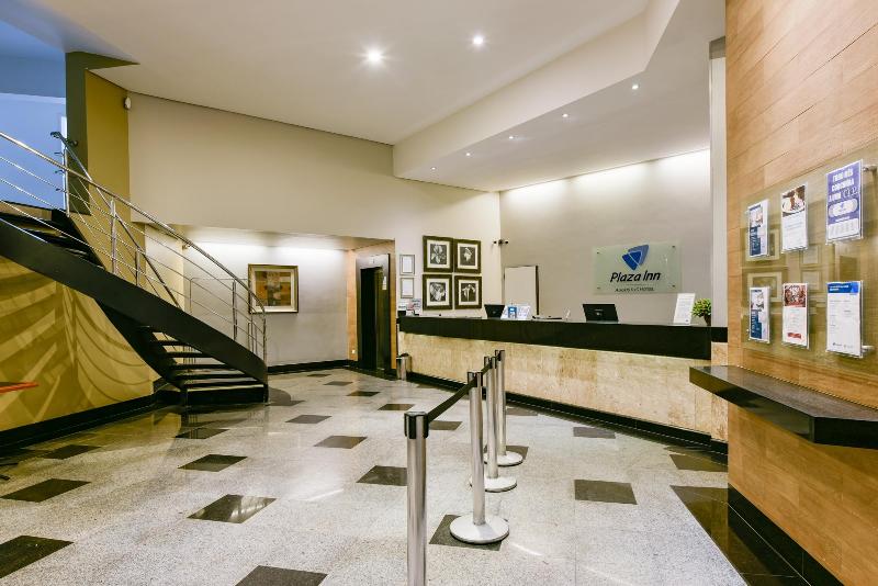 בית מלון כפרי Plaza Inn Augustus