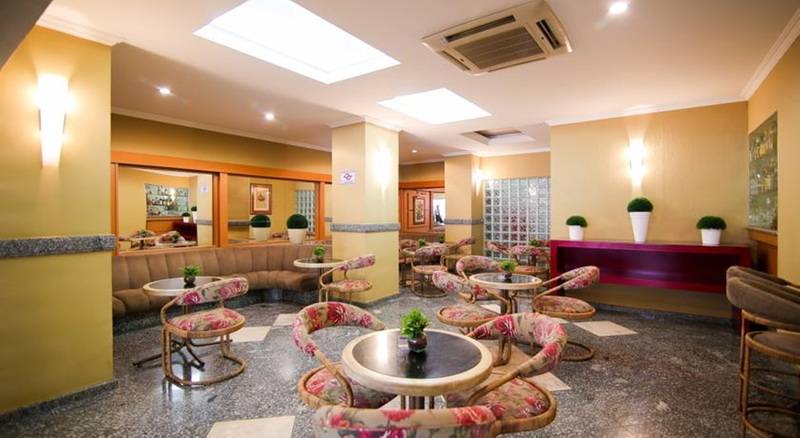 ホテル Plazza Inn Master