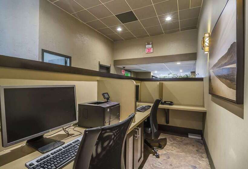 Quality Hotel & Conference Centre