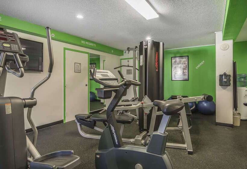 Quality Hotel & Conference Centre