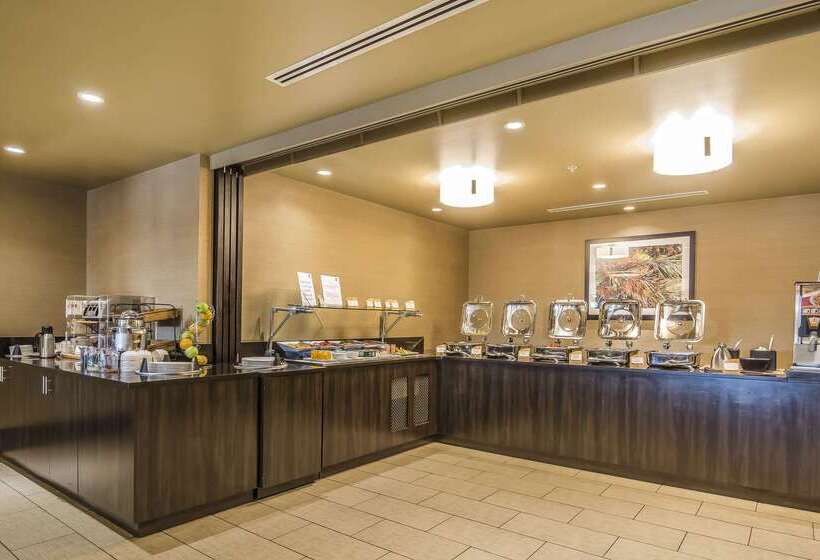 Quality Hotel & Conference Centre