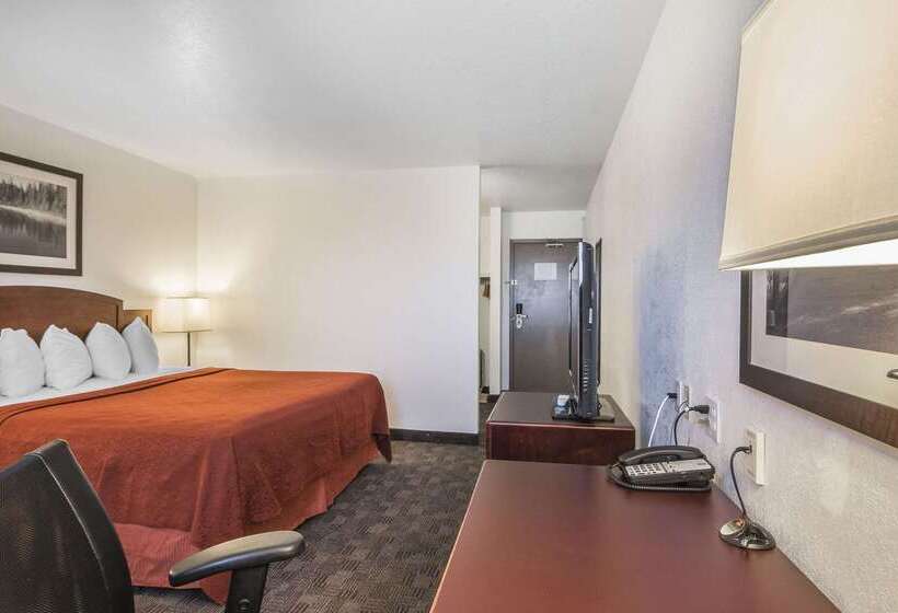 Quality Hotel & Conference Centre