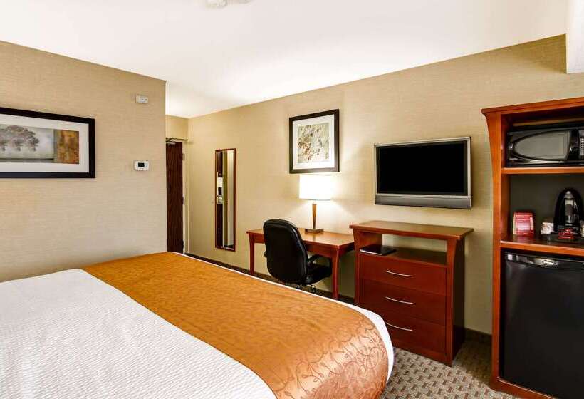 هتل Quality Inn