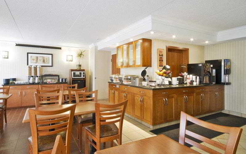 فندق Quality Inn