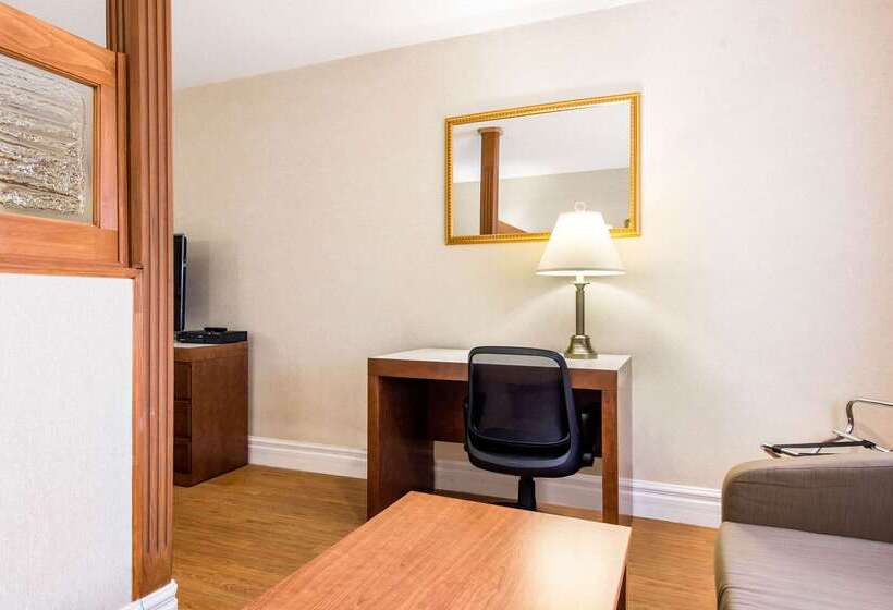 فندق Quality Inn & Suites Gatineau