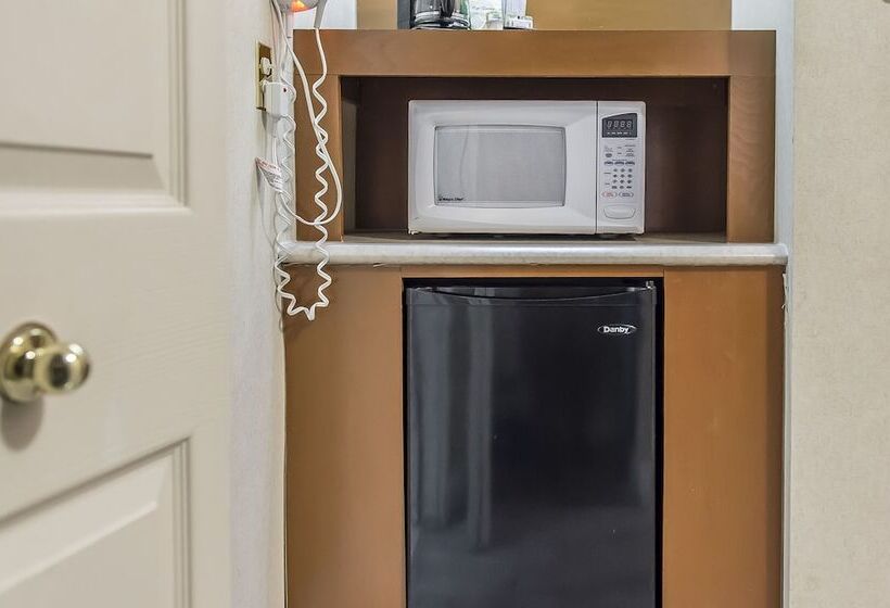 فندق Quality Inn & Suites Gatineau