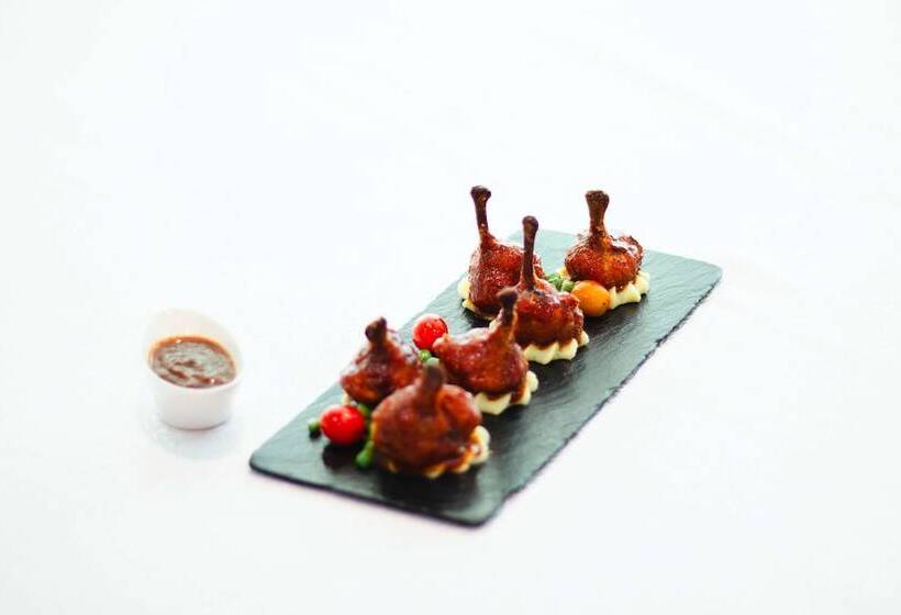 Radisson Hotel Brunei Darussalam