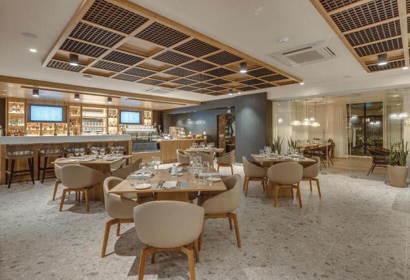 Fort George Hotel And Spa