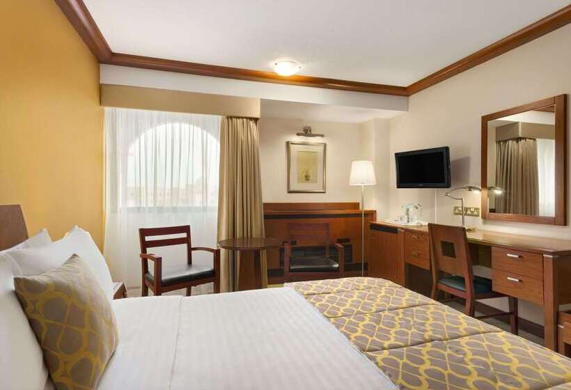 هتل Ramada By Wyndham Bahrain