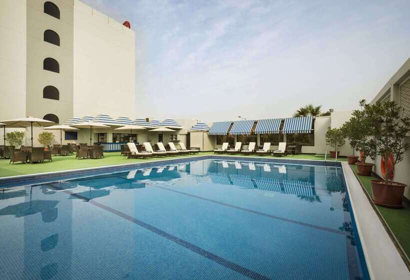 هتل Ramada By Wyndham Bahrain