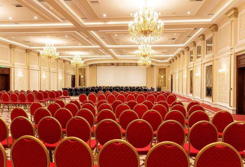 فندق Ramada By Wyndham Sofia City Center