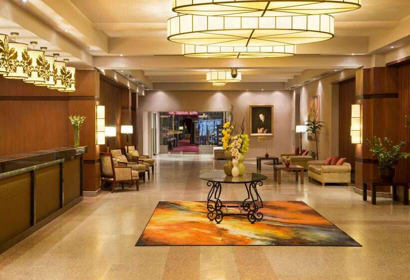 فندق Ramada By Wyndham Sofia City Center