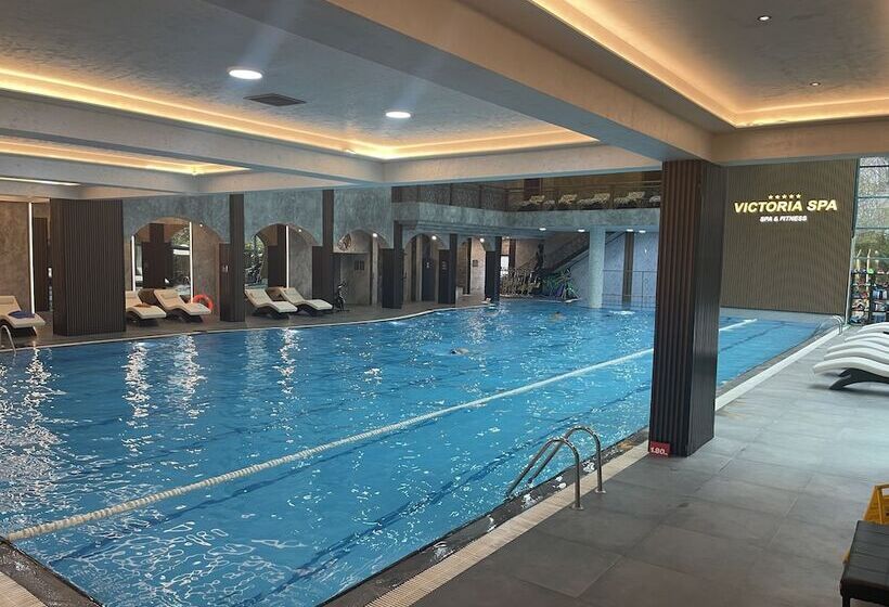 فندق Ramada By Wyndham Sofia City Center