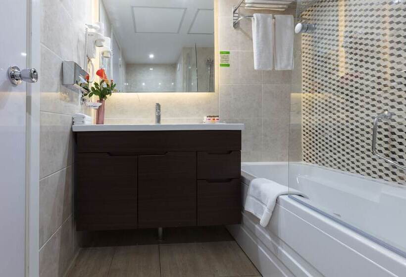 فندق Ramada By Wyndham Sofia City Center