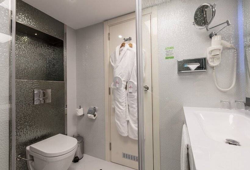 فندق Ramada By Wyndham Sofia City Center