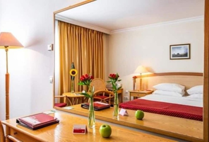 فندق Ramada By Wyndham Sofia City Center