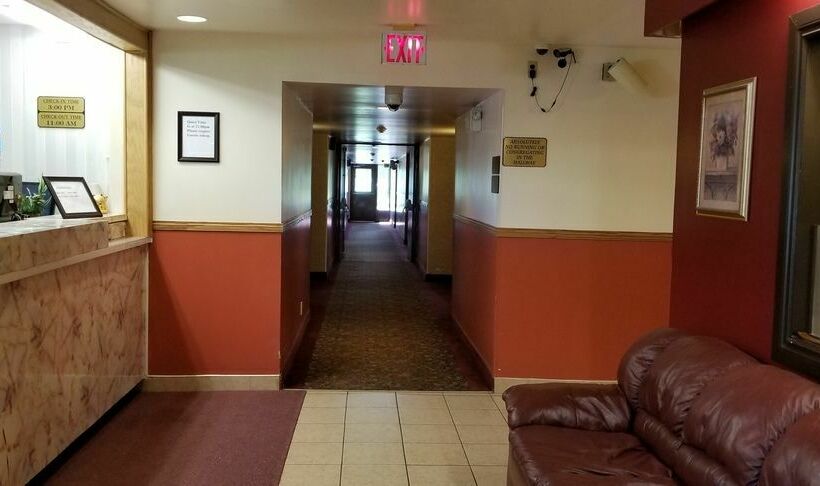 酒店 Redwood Motor Inn