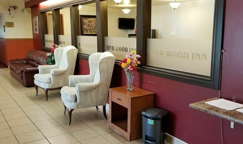 酒店 Redwood Motor Inn
