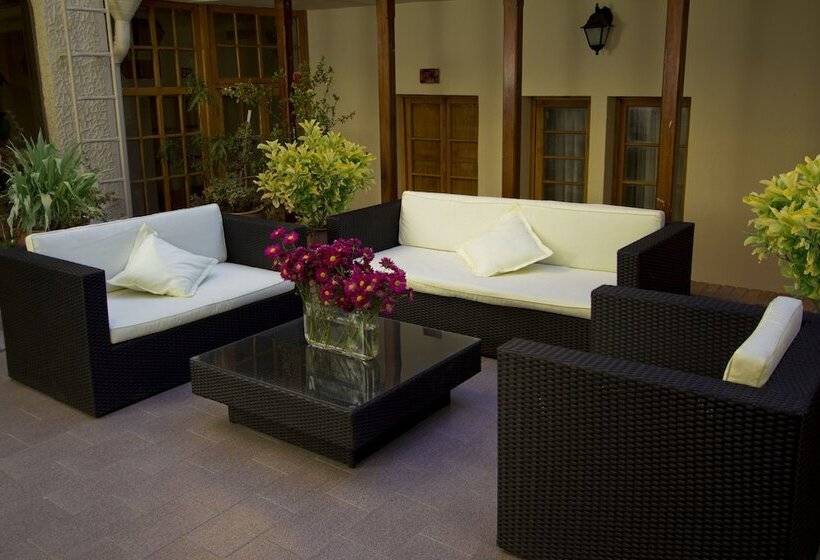 هتل Rosario La Paz