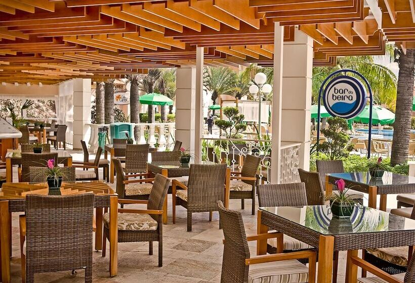 Hotel Royal Palm Plaza Resort