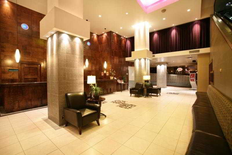 호텔 Sandman Signature Calgary Downtown