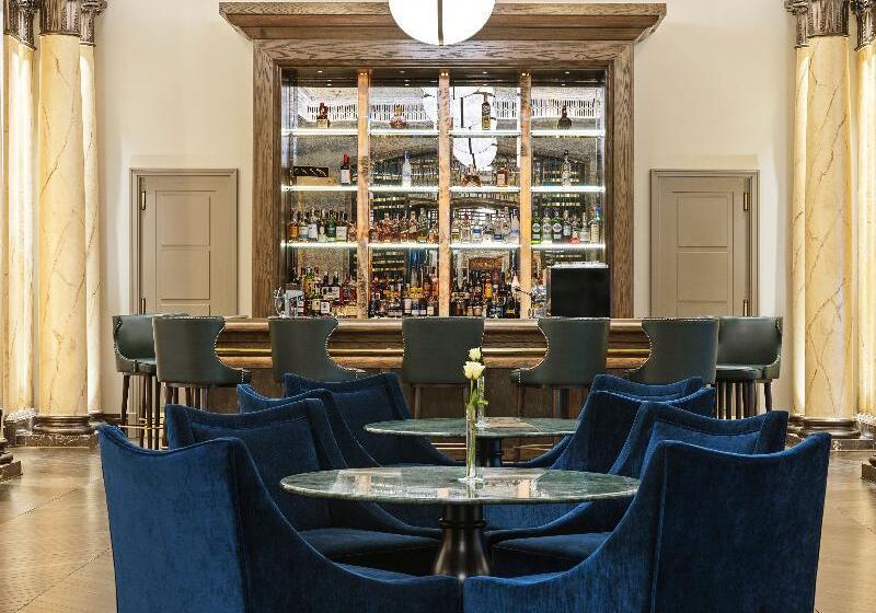 호텔 Sofia Balkan Palace