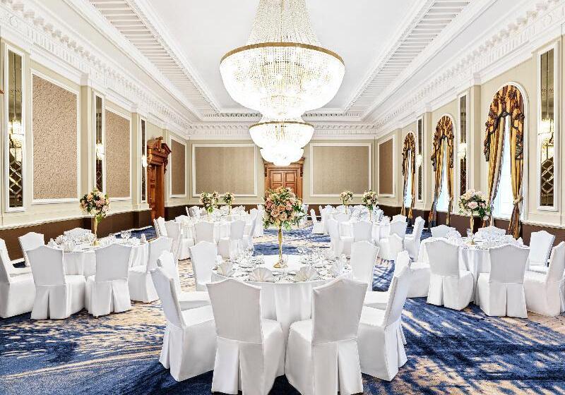 호텔 Sofia Balkan Palace