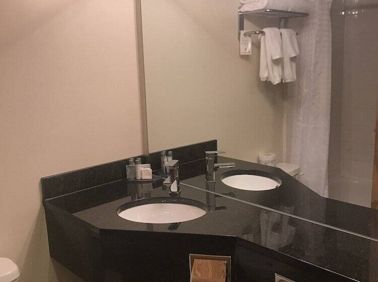 فندق Stonebridge