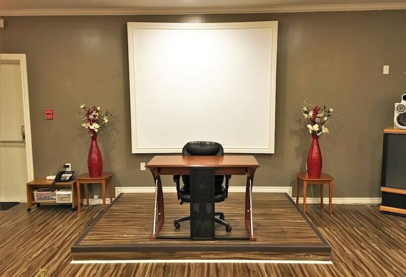 فندق Sword Inn Bancroft