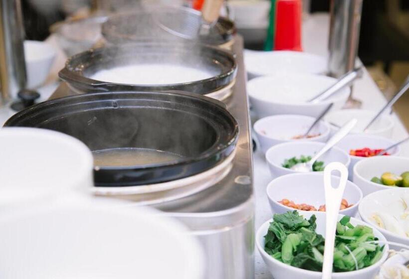 هتل The Capital Residence Suites