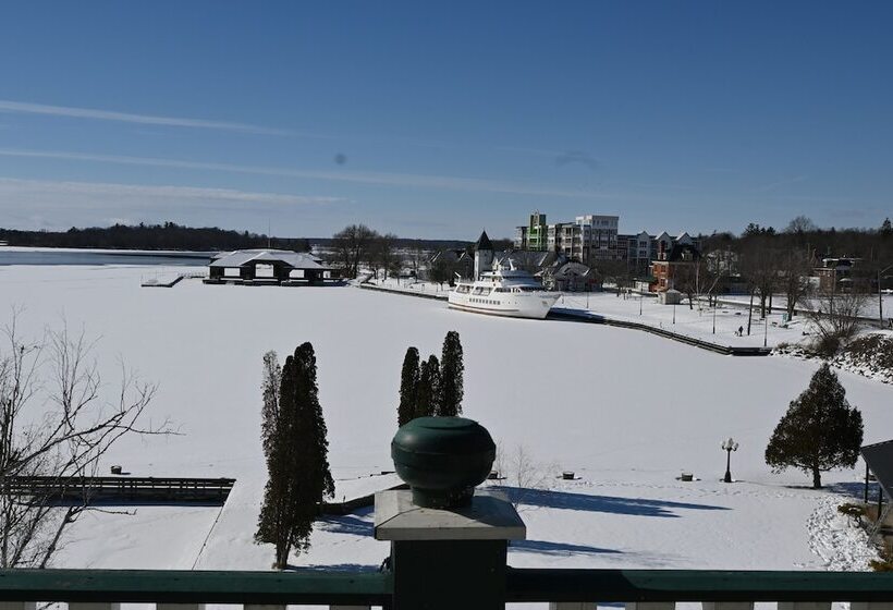 فندق The Gananoque Inn