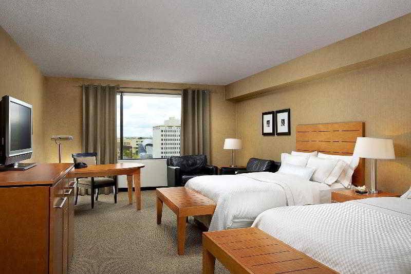 ホテル The Westin Edmonton