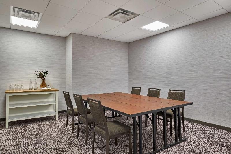 ホテル The Westin Edmonton