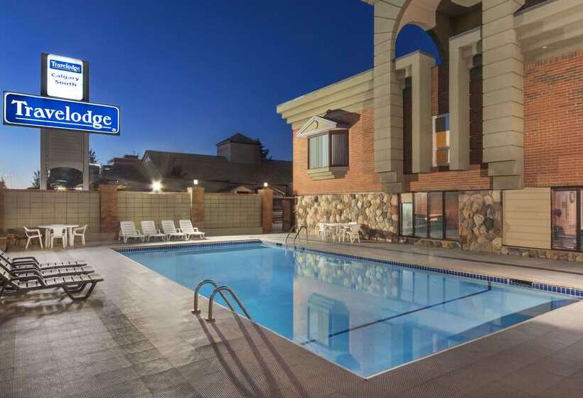 فندق Travelodge By Wyndham Calgary South