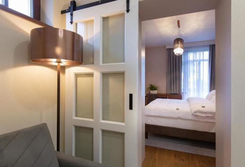 호텔 Villa Dr Szontagh Est. 1876