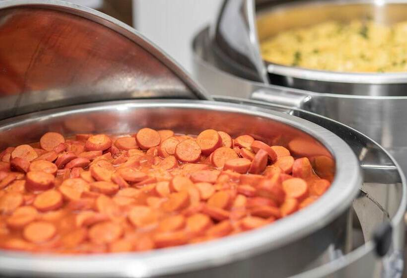 בית מלון כפרי évora By Rede Sagres