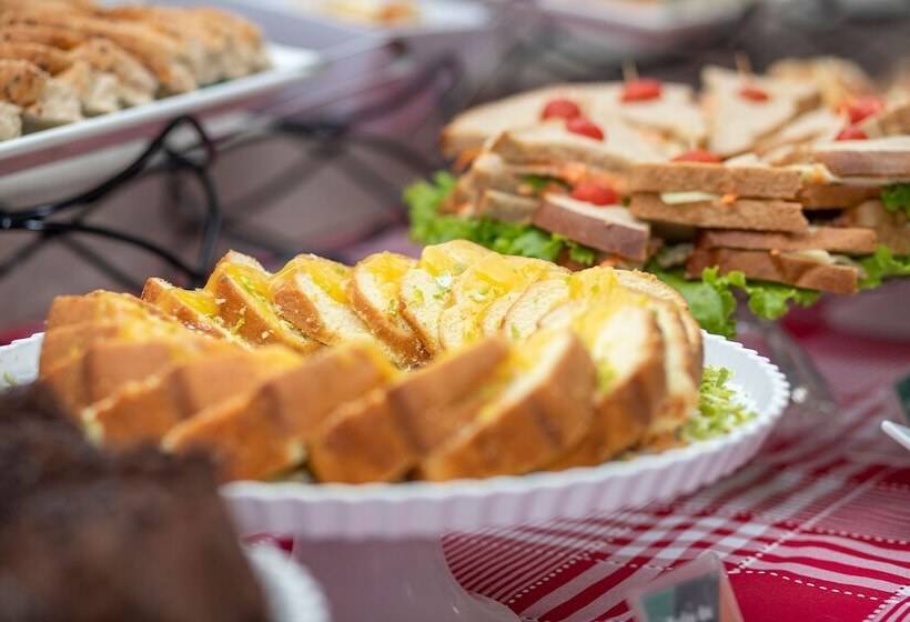 هتل évora By Rede Sagres