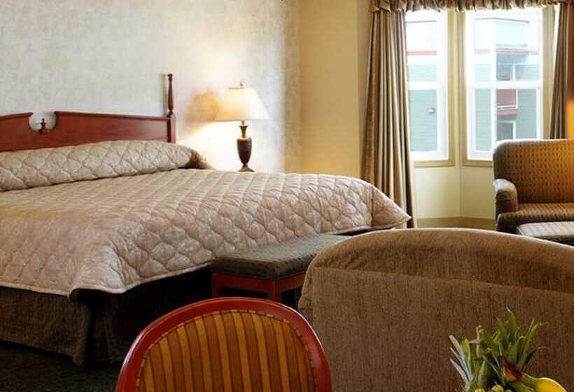 فندق Holland America Dawson City Inn