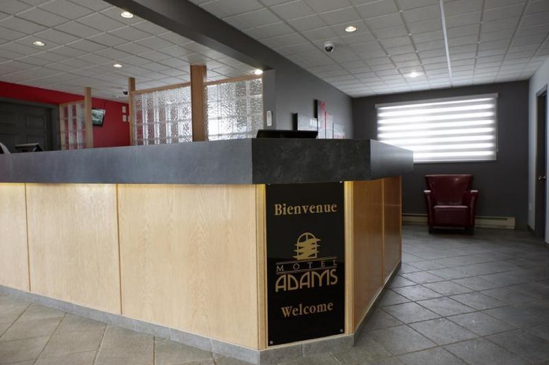 מוטל Rodeway Inn