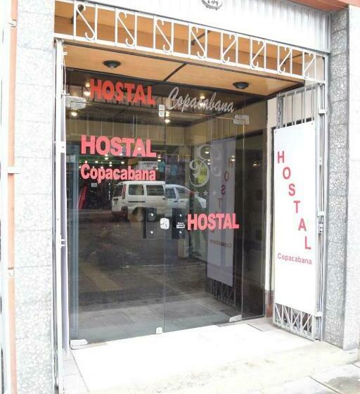 اقامتگاه Hostal Copacabana