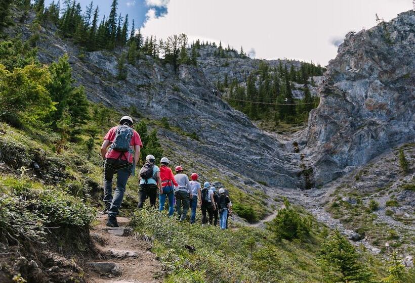 אתר נופש Banff Park Lodge