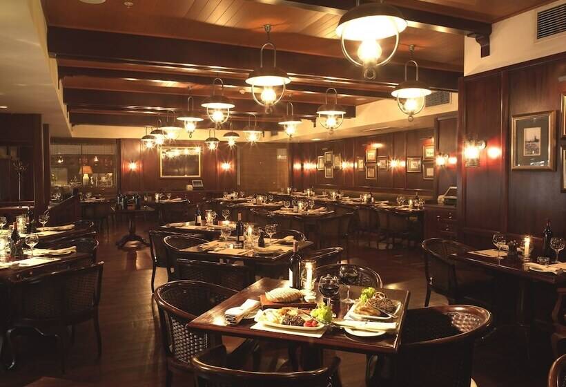 استراحتگاه Peermont Walmont At The Grand Palm  Gaborone