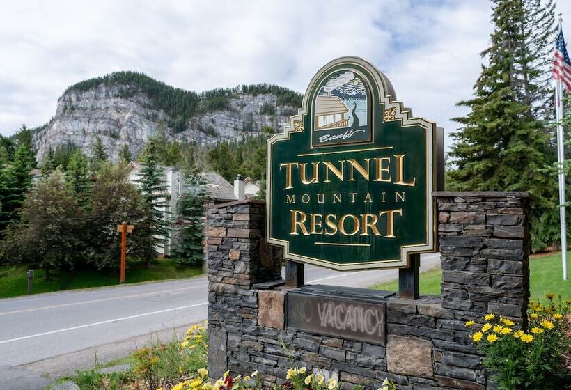Tunnel Mountain Resort