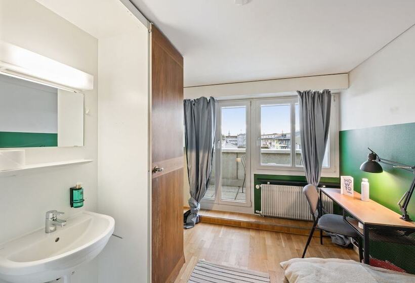 Becozy Self Check In Pop Up Hotel Basel