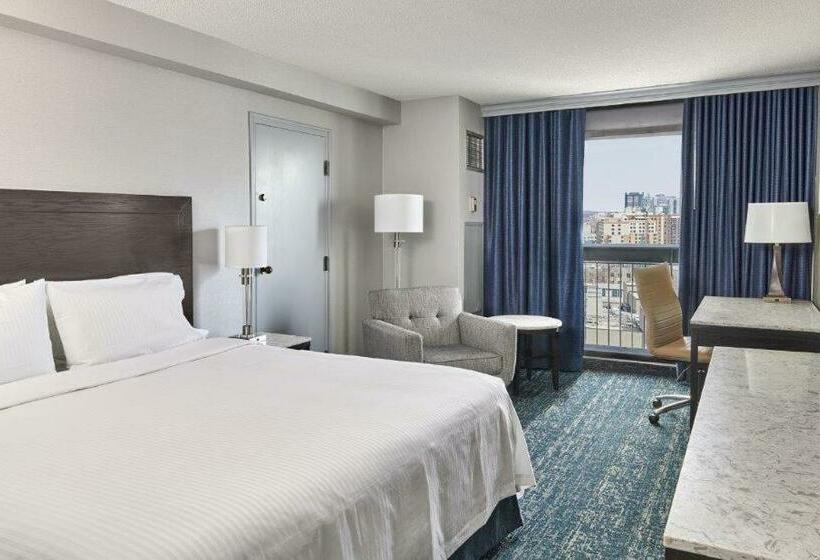 Chelsea Hotel Toronto