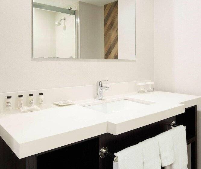 Delta Hotels By Marriott Sherbrooke Conference Centre