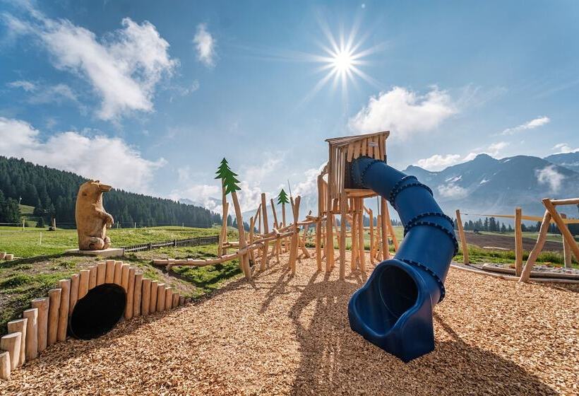 Golf  & Sporthotel Hof Maran